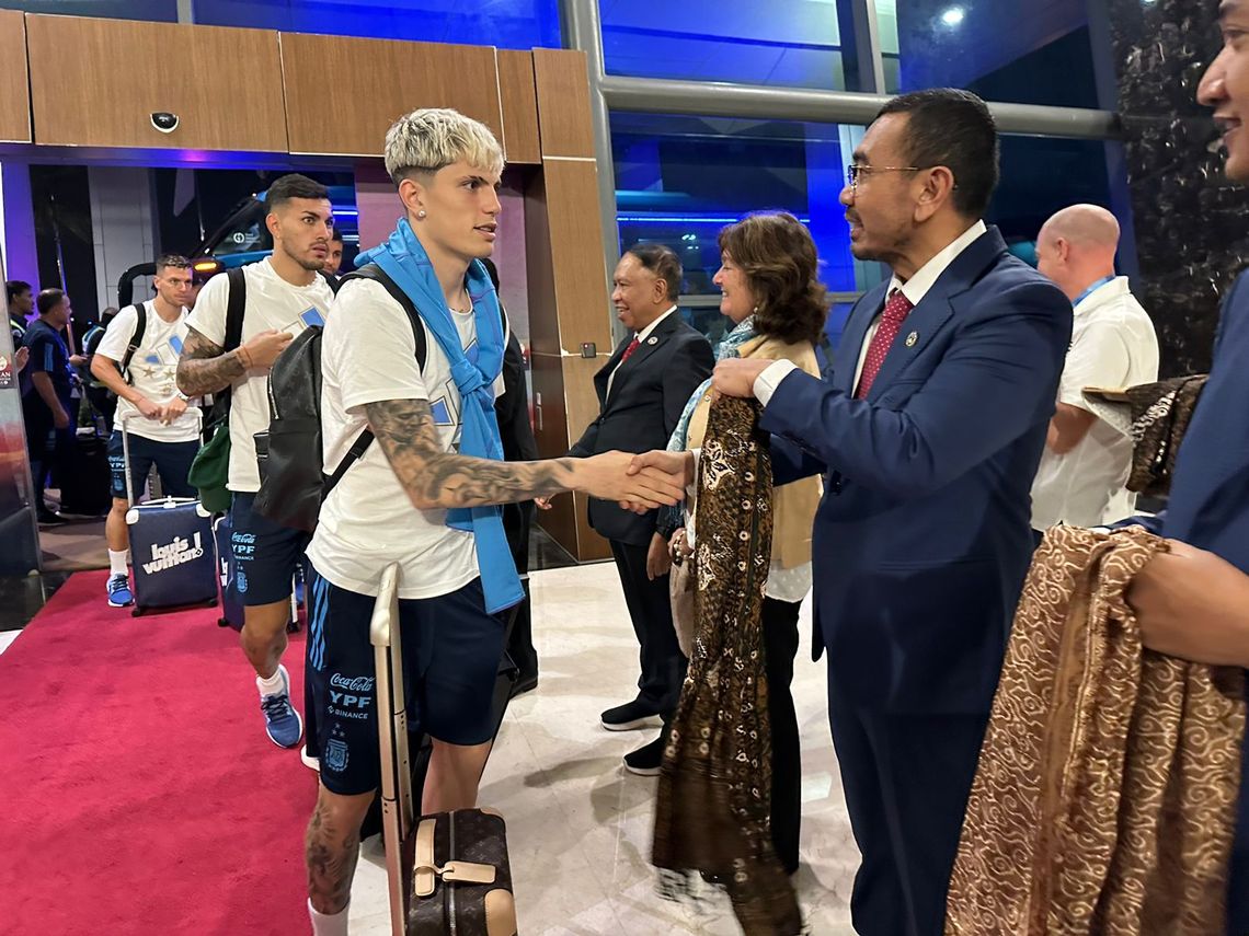 La Selección Argentina llegó a Indonesia para el amistoso del lunes.