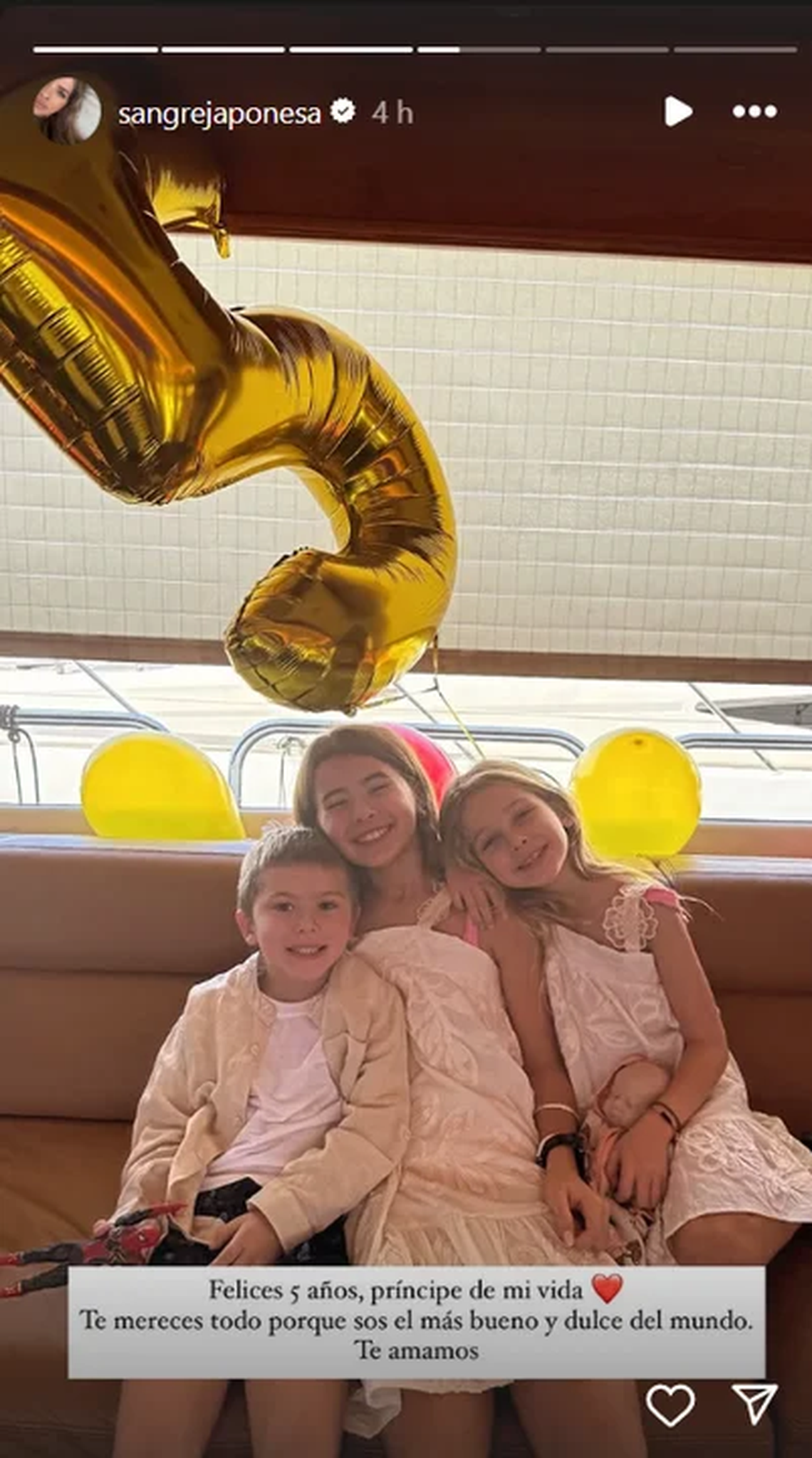 Los hijos de la China Suárez. 