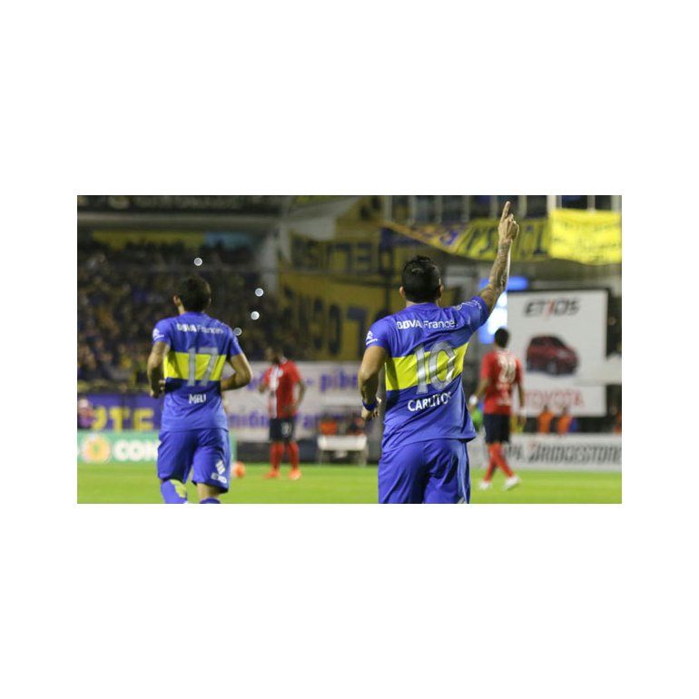 Carlos Tevez - Boca vs Cerro Porteño - Foto: Claudio Perin / Diario Popular