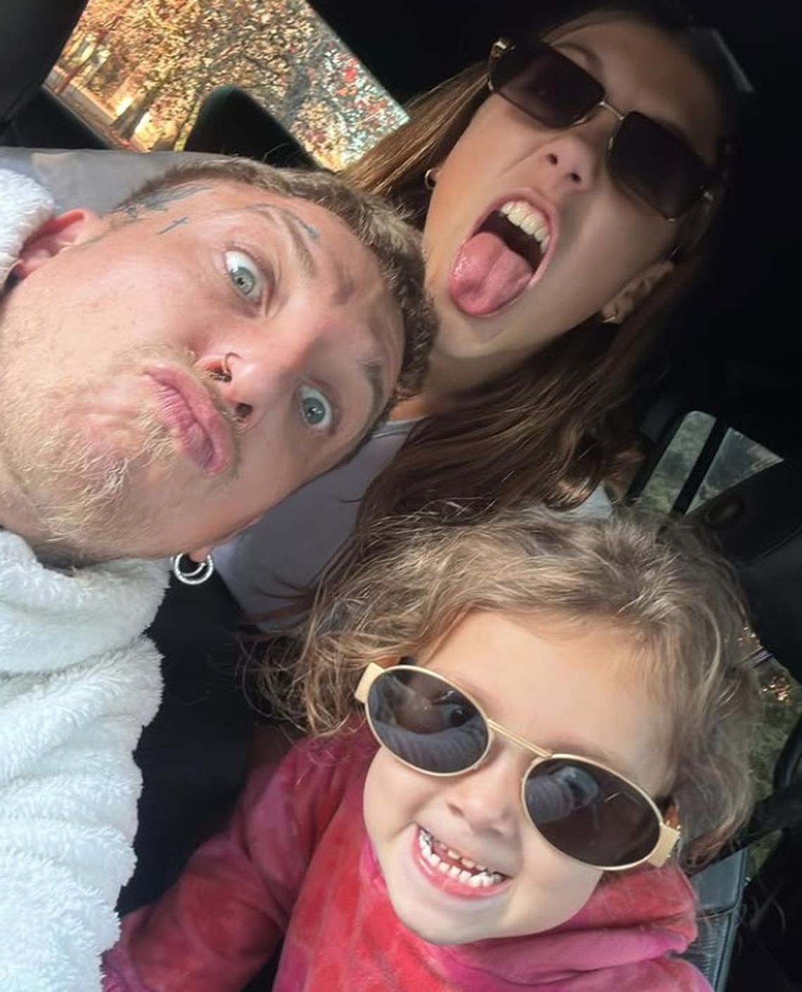 El Polaco con 2 de sus 3 hijas. 