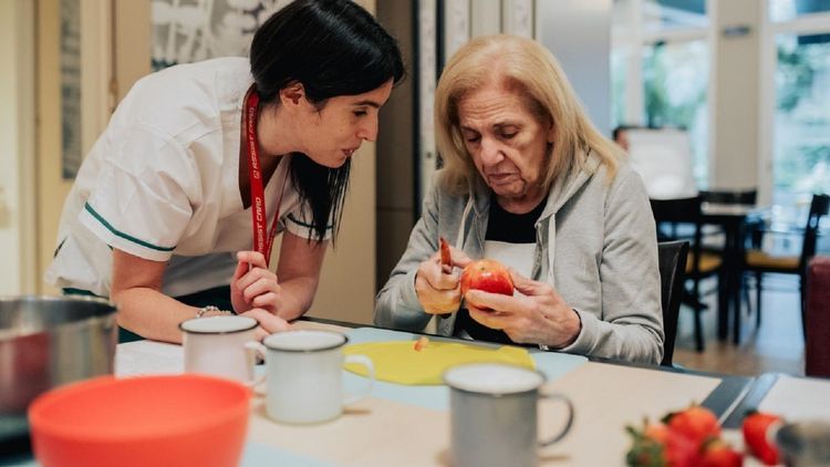 Un número significativo de estudios sugiere que entre un 10 y un 15 por ciento de las personas mayores de 65 años padece deterioro cognitivo.