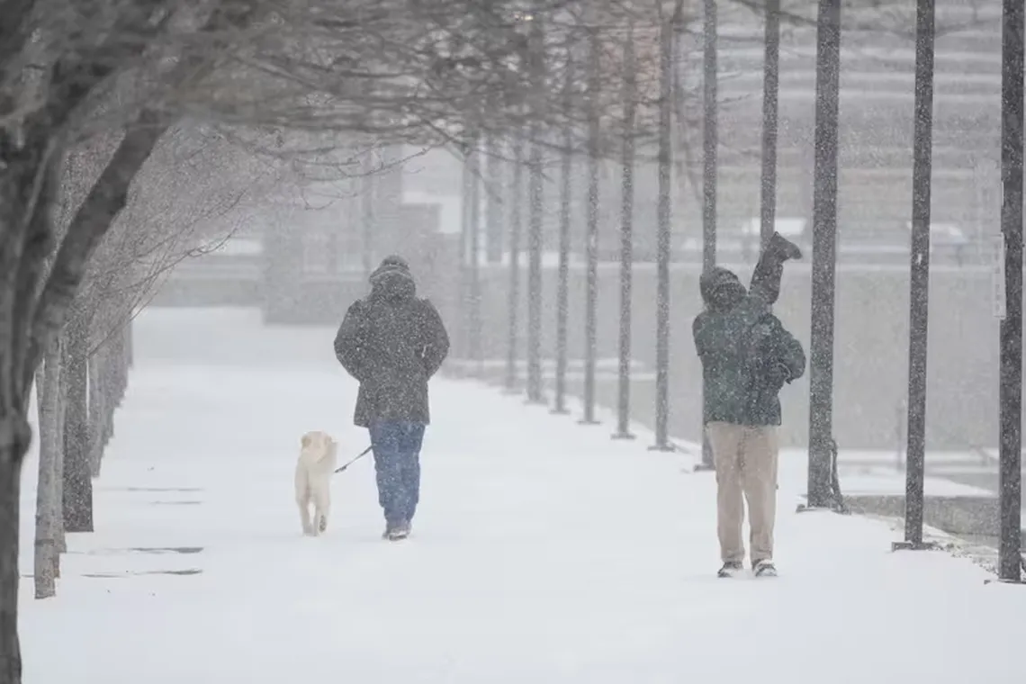La tormenta invernal Fern arremete contra Estados Unidos.