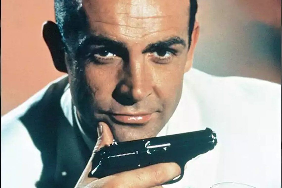 A pocos días de su muerte, subastan la pistola que usó Sean Connery en su primera película de James Bond