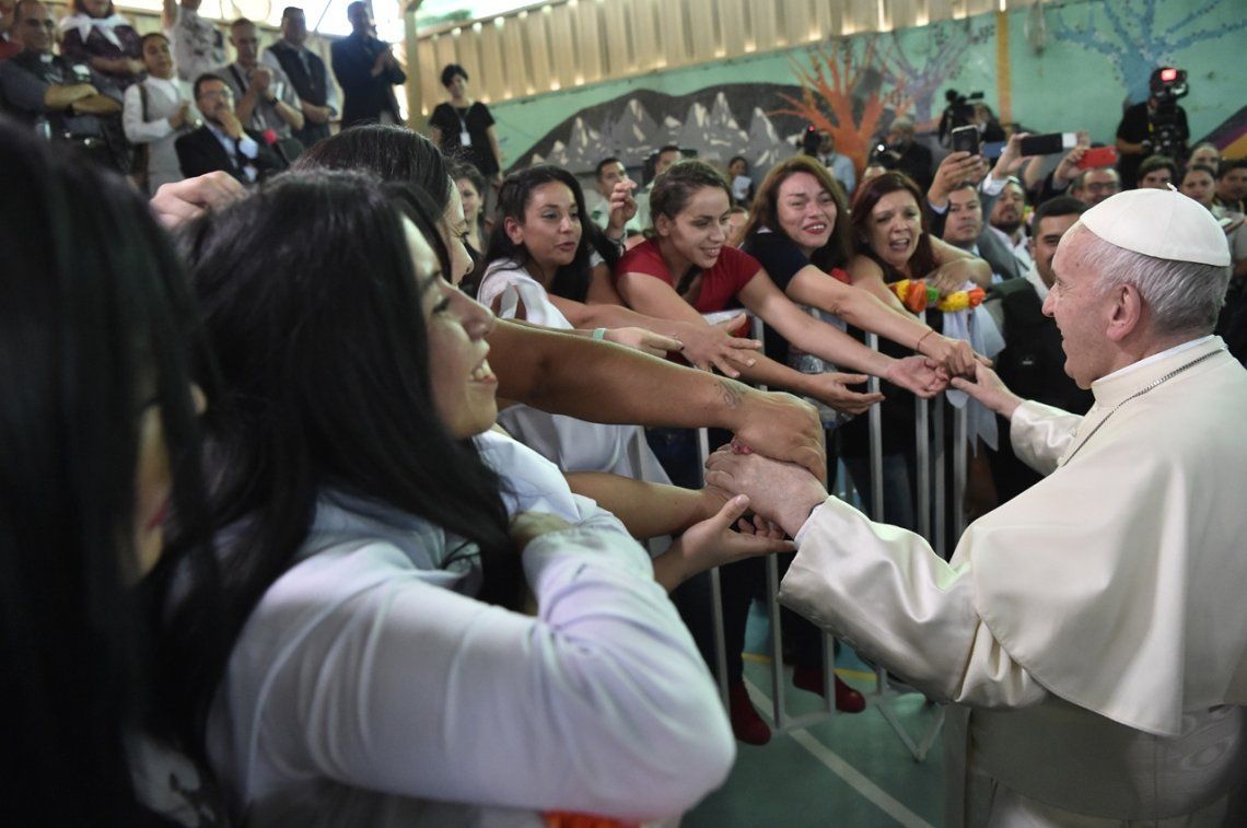 El Papa Francisco visitó una cárcel de mujeres en Chile