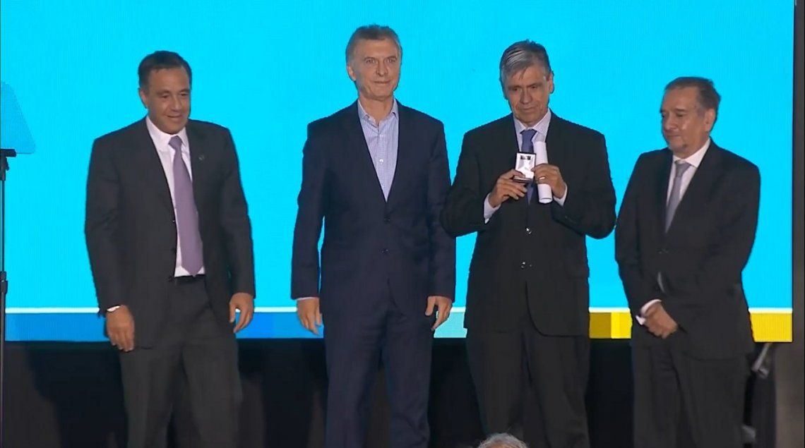 Mauricio Macri otorgó el premio Investigador de la Nación