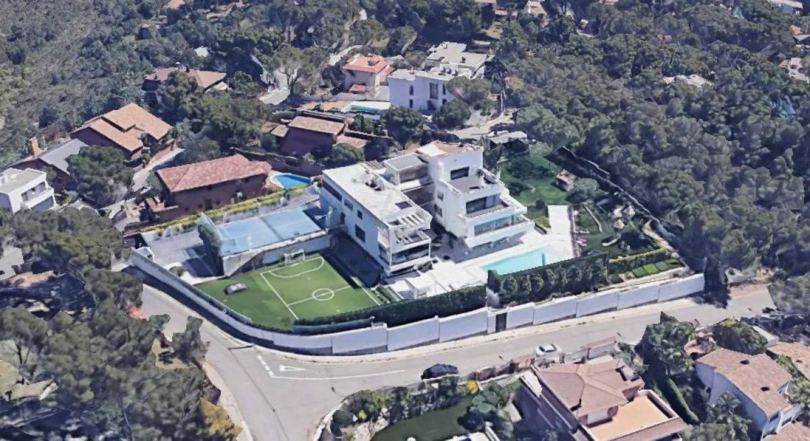 El tremendo patrimonio de Messi casas, avión y hoteles