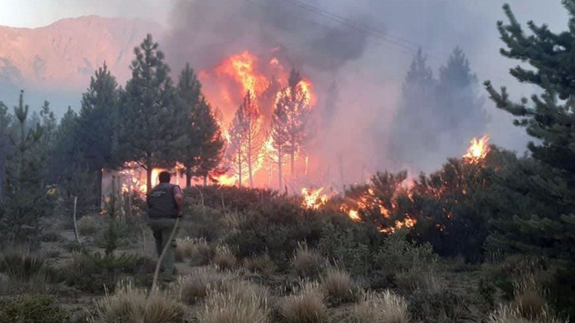 El Bolsón: imputaron a 6 turistas por el incendio forestal