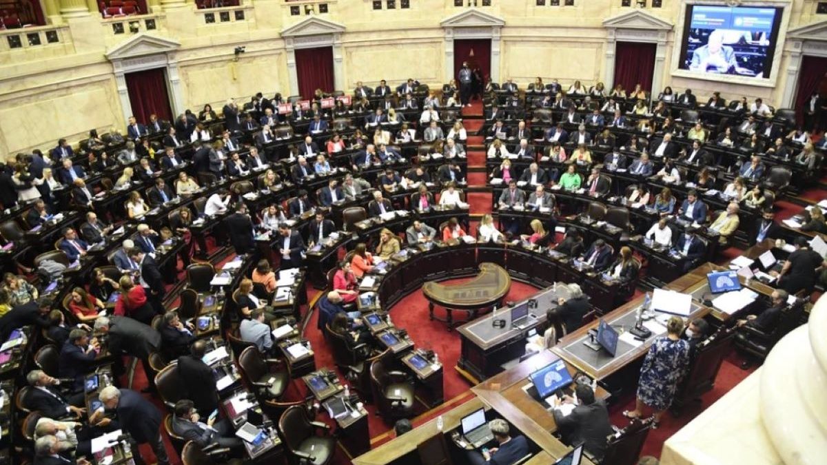 Juntos presentó un proyecto para modificar la ley de fueros