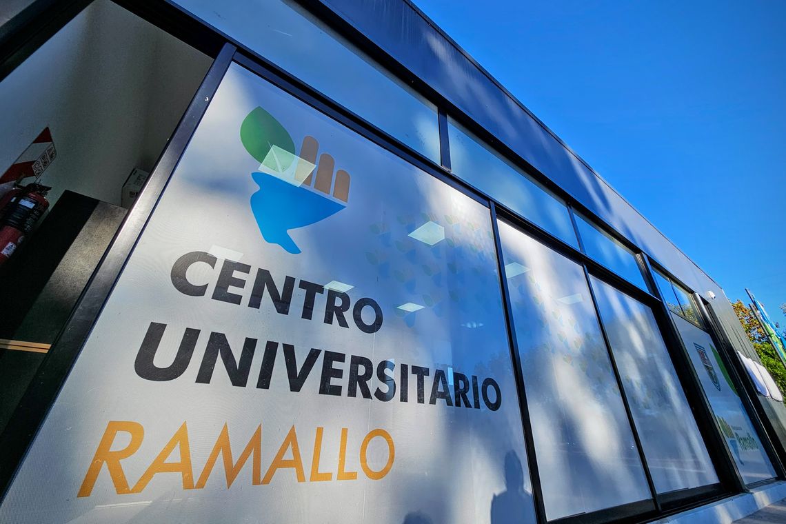 Axel Kicillof inauguró el primer centro universitario de Ramallo