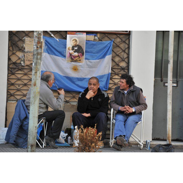 Los fieles ya hacen fila por San Cayetano