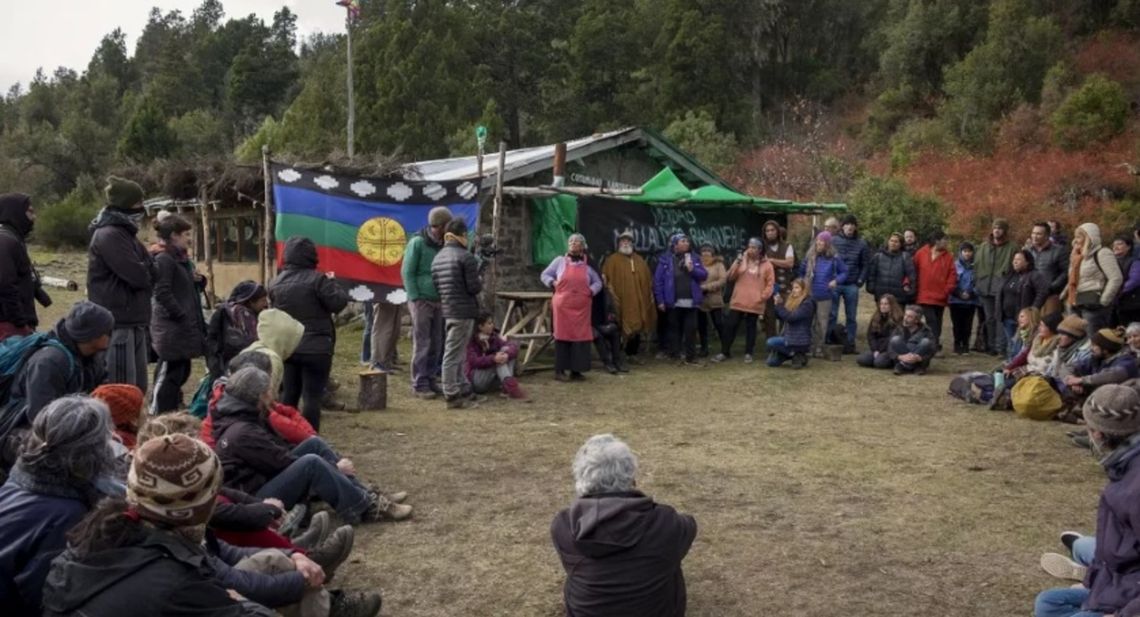 Grupos mapuches desafían al Estado Nacional y la Constitución Nacional 