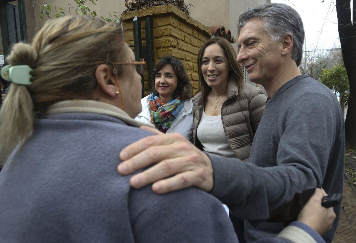 Cambiemos lanzó la campaña con un timbreo encabezado por Macri y Vidal