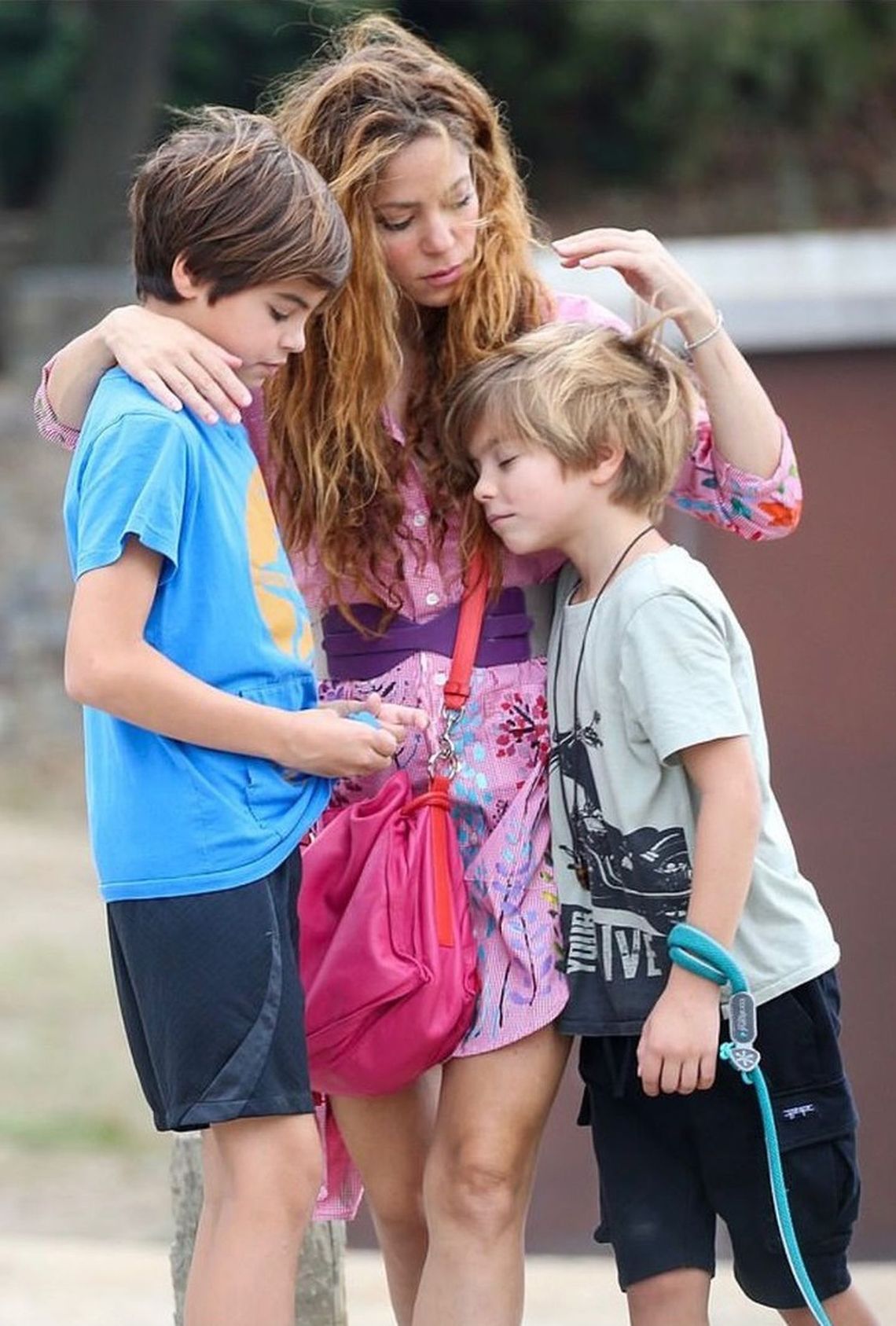 Shakira con sus hijos Sasha y Milán