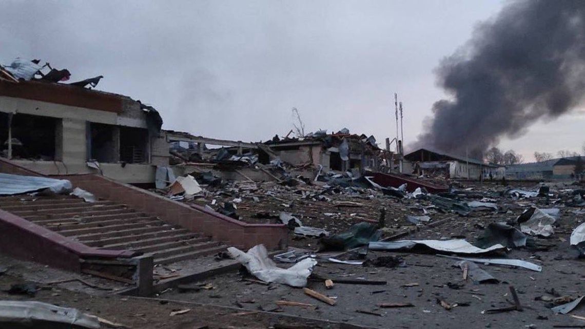 Leópolis (Ucrania) - Misiles de Rusia atacaron centro militar de entrenamiento