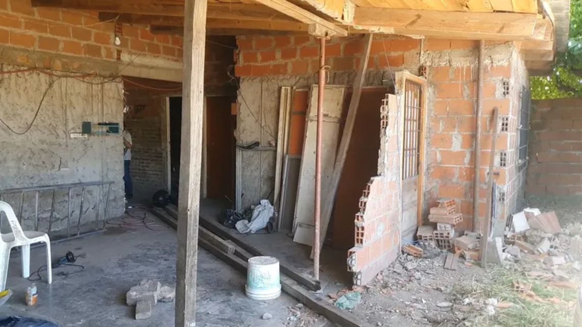 Moreno: Así quedó la casa embestida por un auto que provocó la muerte de dos niños