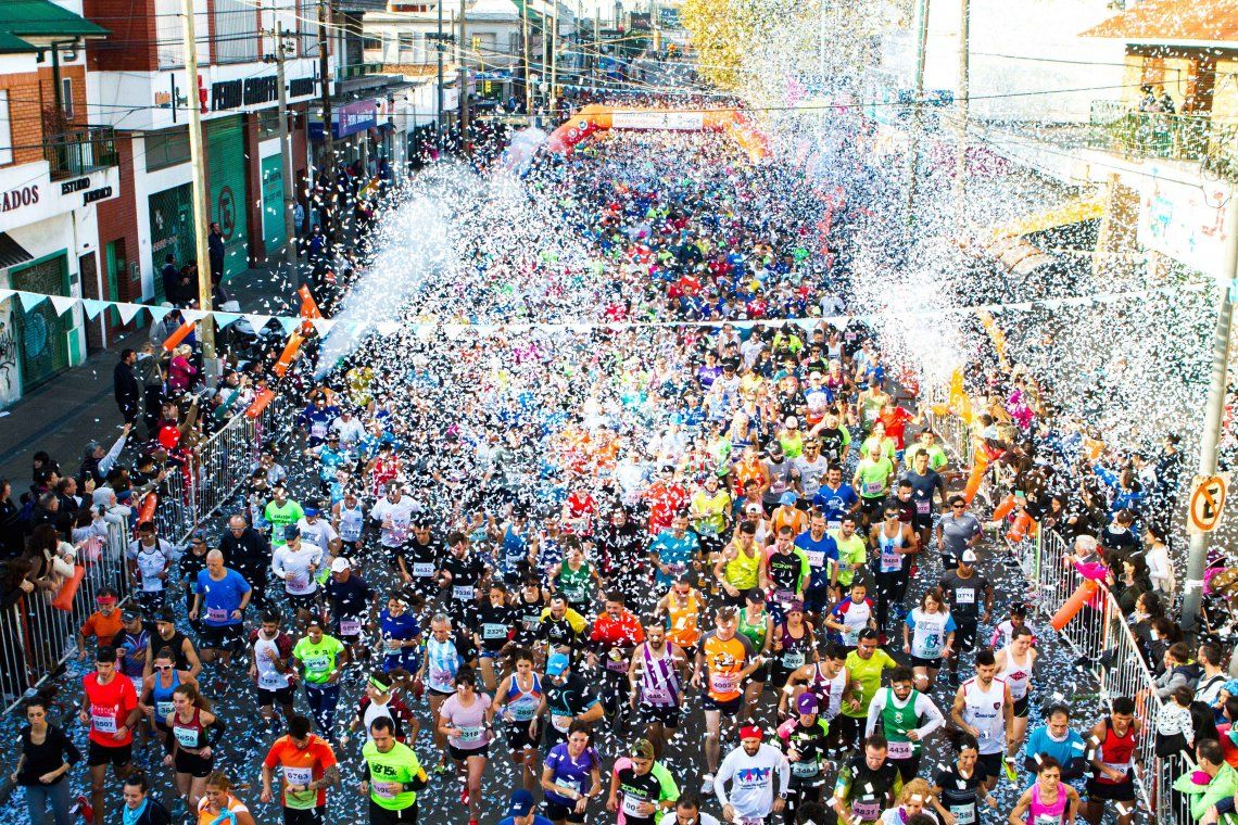 Más de 4 mil atletas corrieron la 31° maratón Día del Vidriero