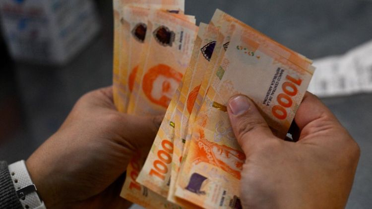 Los aumentos del mes impactarán en el presupuesto de los argentinos.