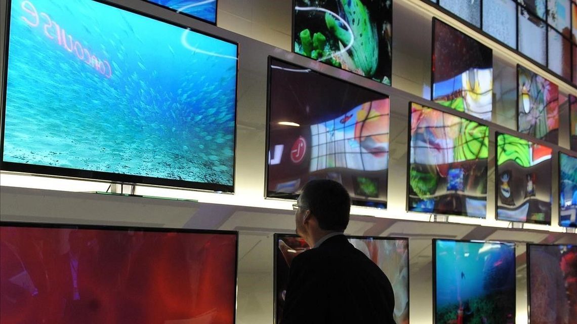 Crecen las estafas con ventas por Internet  de televisores de cara al Munidial de Qatar