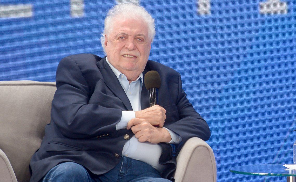González García destacó que la curva de contagios de coronavirus se amesetó en el AMBA y crece en el interior.