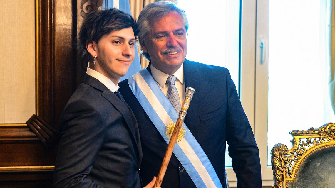 Tani Fernández y su padrem ek presidente de la Nación