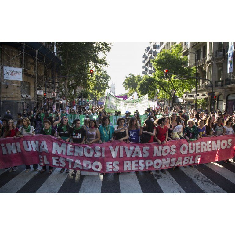 Marcharon por el Día Internacional contra la Violencia de género