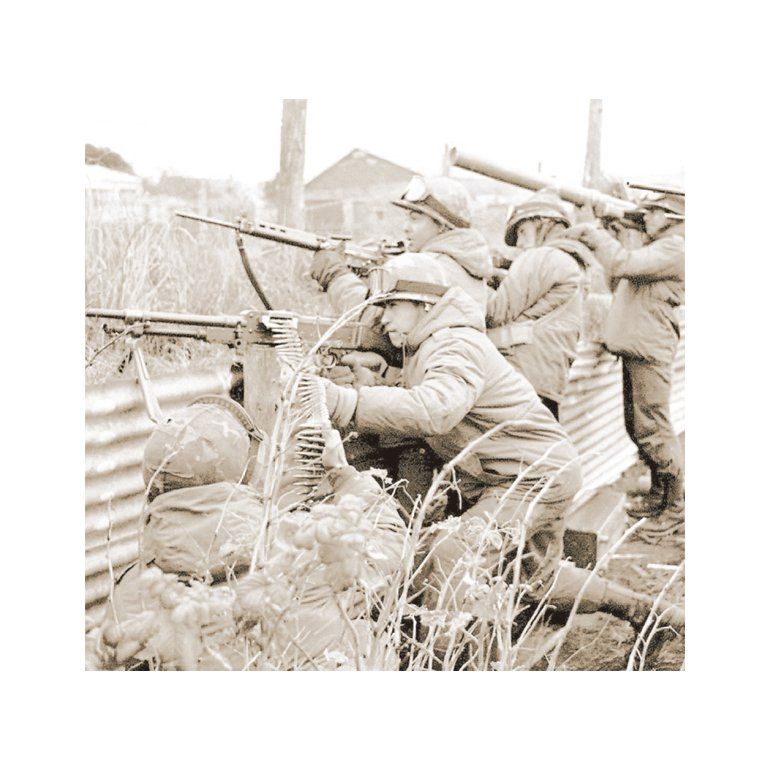 Ex combatientes viajan a Malvinas con sus hijos