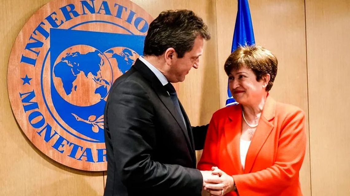 Massa junto a la directora del FMI. 