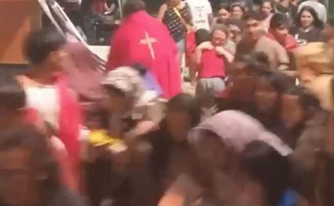 El Vía Crucis que debió suspenderse en San Justo por un tiroteo motivó un comunicado del Obispado 
