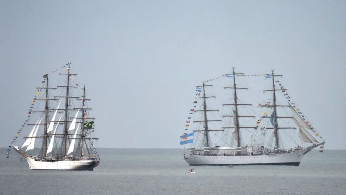 Mar del Plata: se desarrolló el gran desfile náutico.