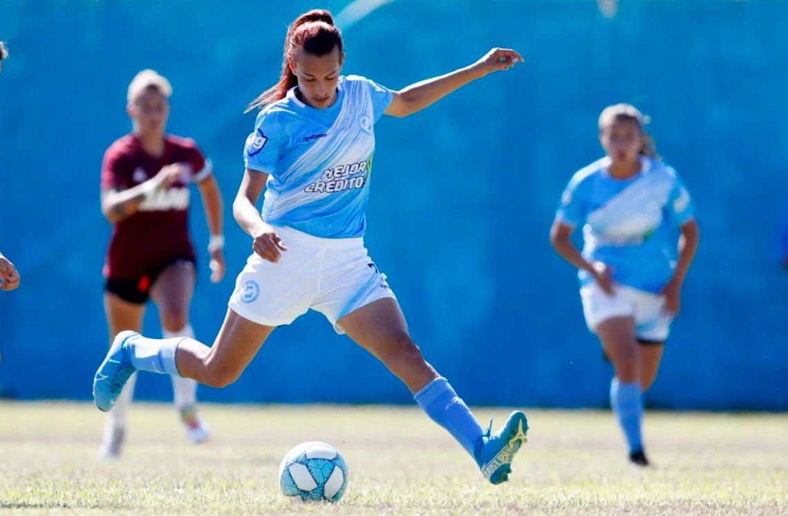 Fútbol femenino: Mara Gómez se convirtió en la primera futbolista trans en debutar en Primera