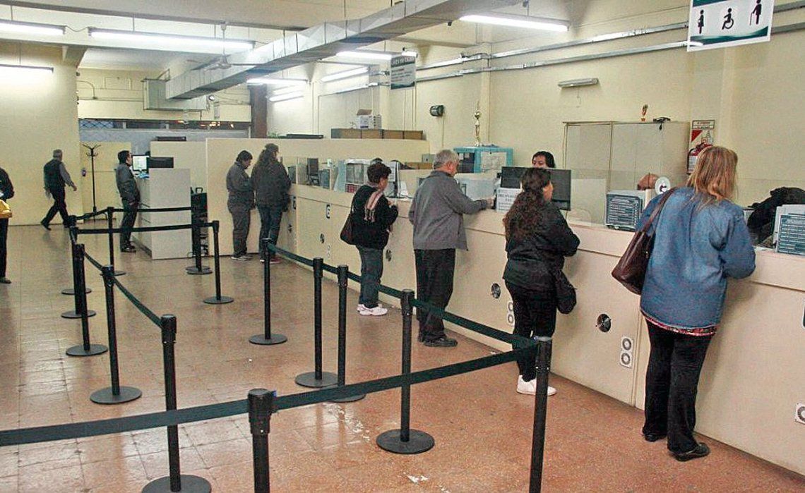 dLas obras sociales deberán informar la totalidad del padrón de beneficiarios que están alcanzados por el SUMA.