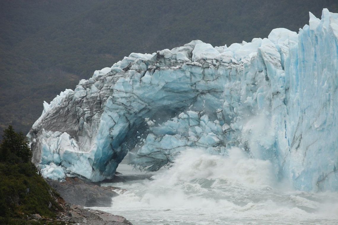 Cambio climático: los glaciares de la Patagonia se redujeron el equivalente a un edificio de 4 pisos en casi 20 años, según científico del Conicet