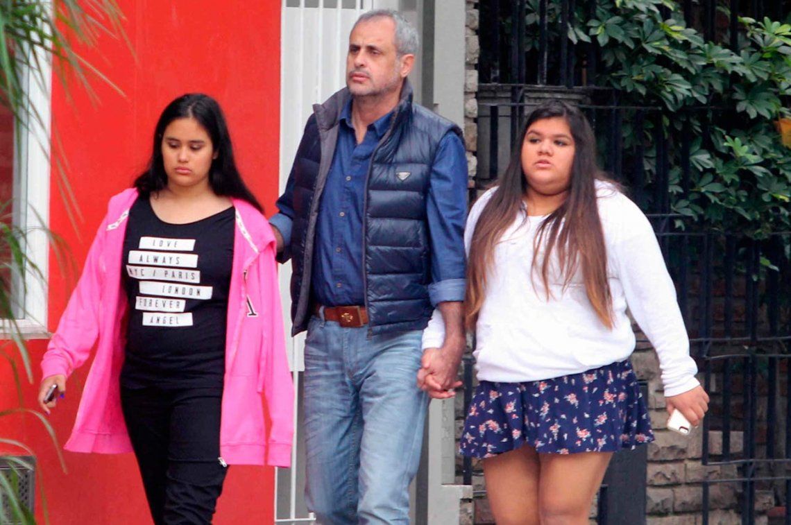 Morena Rial se disculpó por su exabrupto y su hermana Rocío la vapuleó