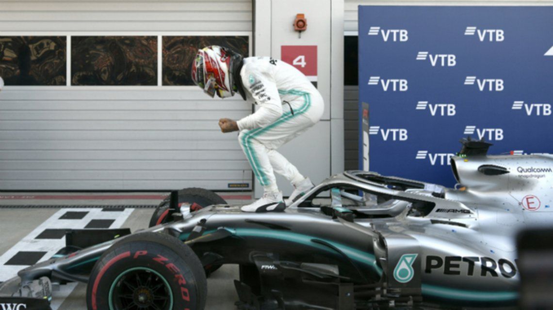 Hamilton marcó un nuevo récord tras ganar el GP de Rusia