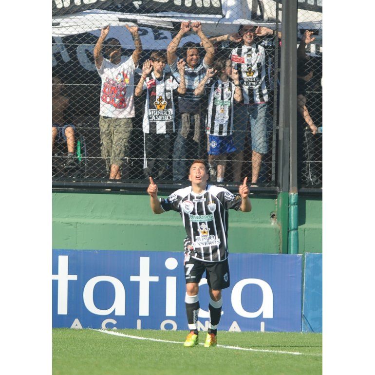 Sergio Sosa con futuro en San Lorenzo o Boca Juniors