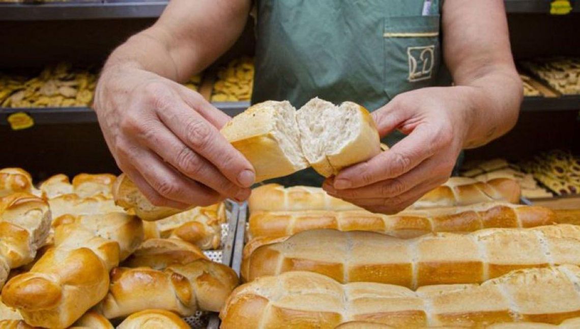 Presión al precio del pan: el Gobierno actualizó el valor de referencia de la harina.