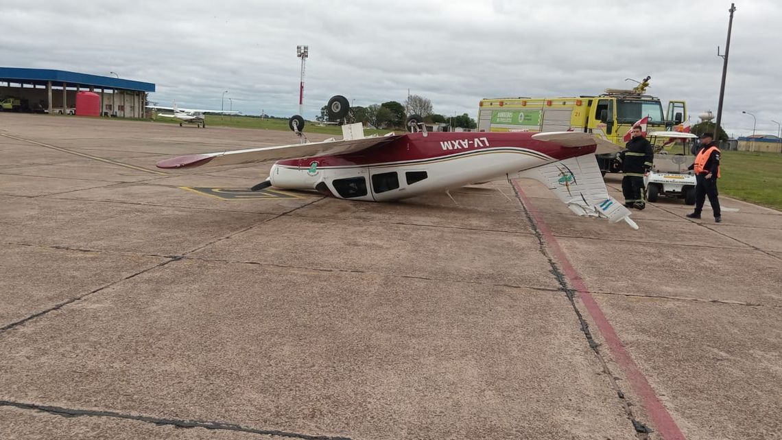 Un avión provocó un acccidente en Corrientes. 