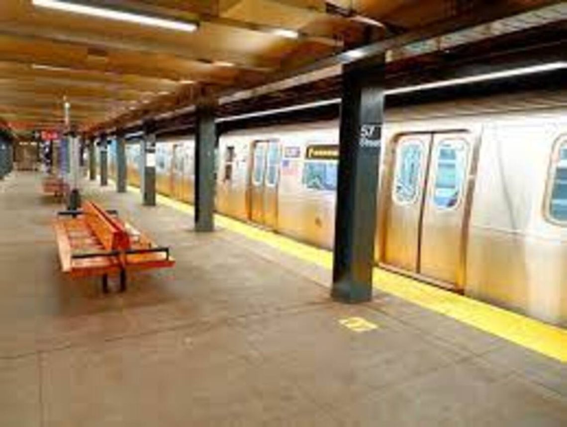 Hombre muere por un balazo en metro de New York.