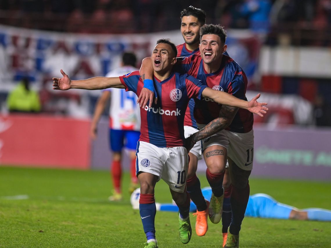 San Lorenzo logró el milagro: goleó a Estudiantes de Mérida y con la ayuda de Fortaleza pasó de ronda.