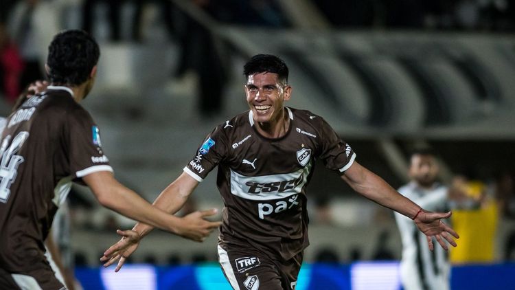 Platense cortó una racha negativa y ganó sobre la hora en Mendoza.