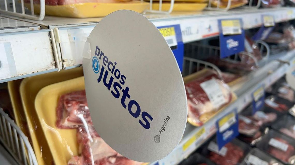 El acuerdo de Precios Justos beneficia a las grandes cadenas de supermercados en la competencia con los comercios de barrio.
