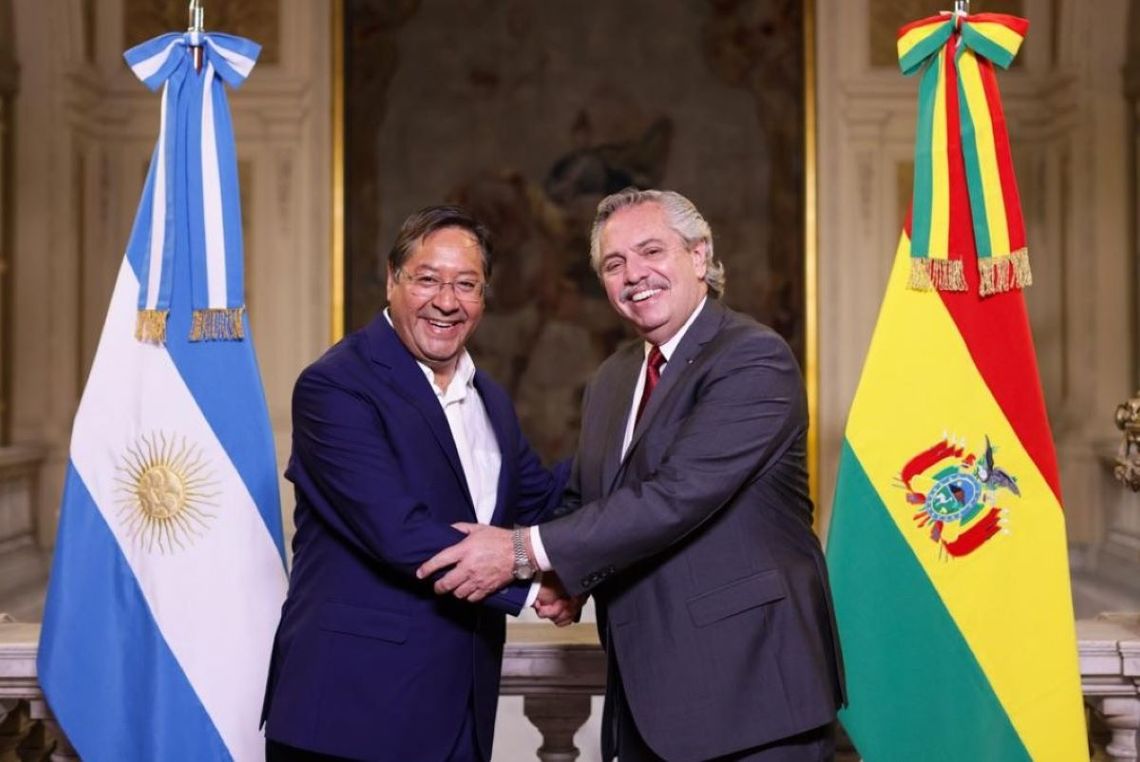 Alberto Fernández firmó un nuevo convenio con Bolivia para garantizar el suministro de gas durante 2022.