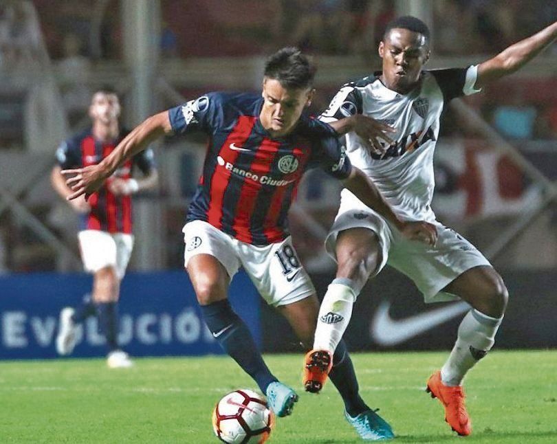 dCavallaro jugó un rato ante Atlético Mineiro