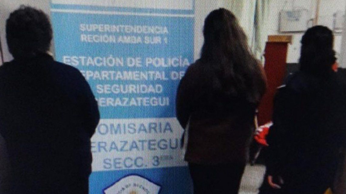 La mujer policía fue detenida por el asesinato de su tío en  Berazategui.
