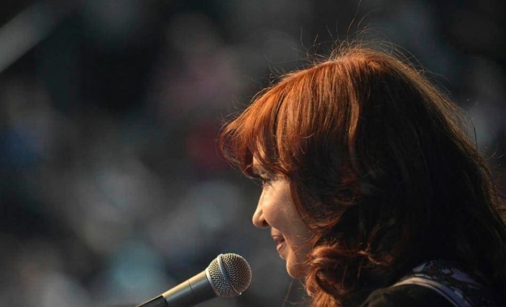 Cristina Kirchner desde El Calafate: La gente no quiere planes sino trabajo