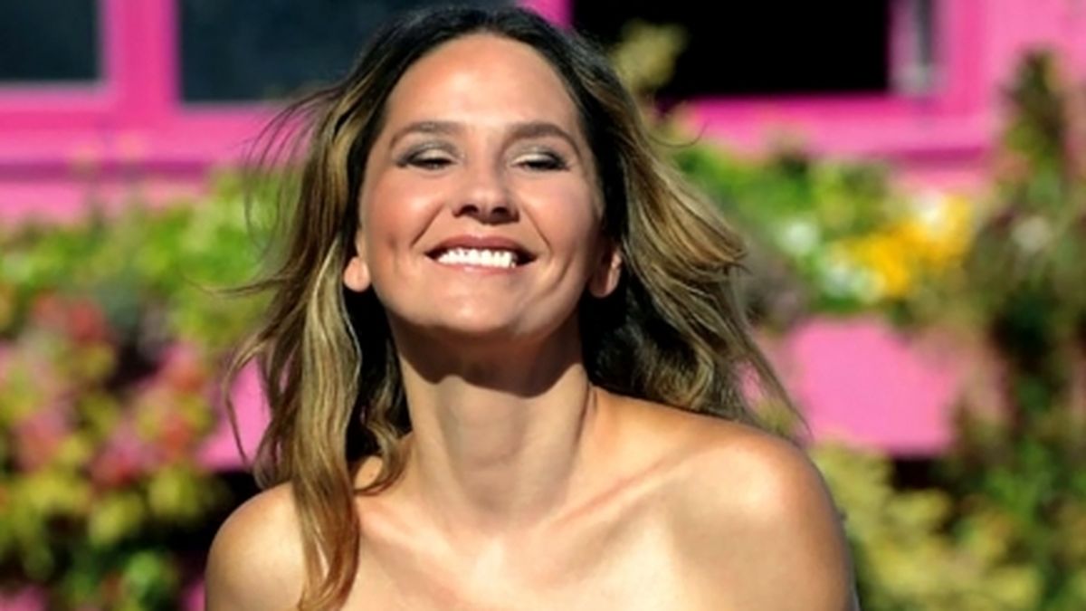 Se desnudó Luisi, la veterana hot que deslumbra a España