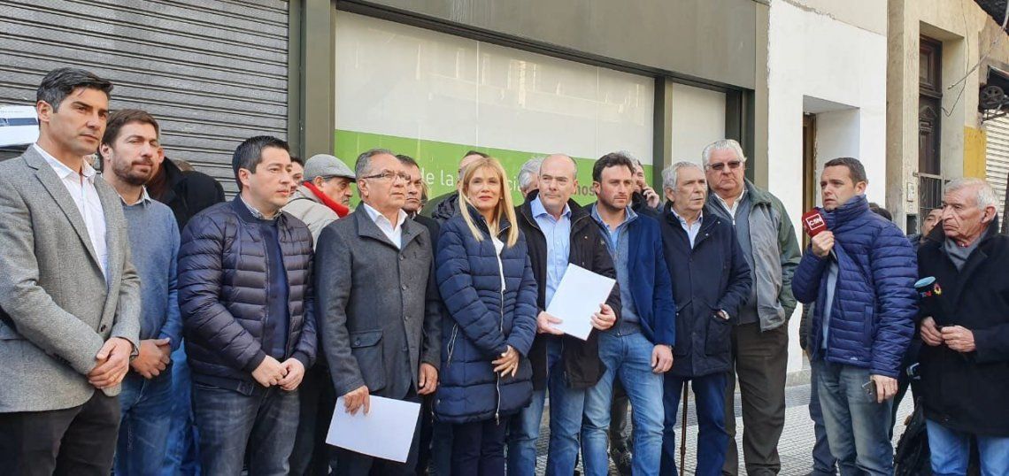 Intendentes le piden a Vidal que declare la emergencia alimentaria en la provincia