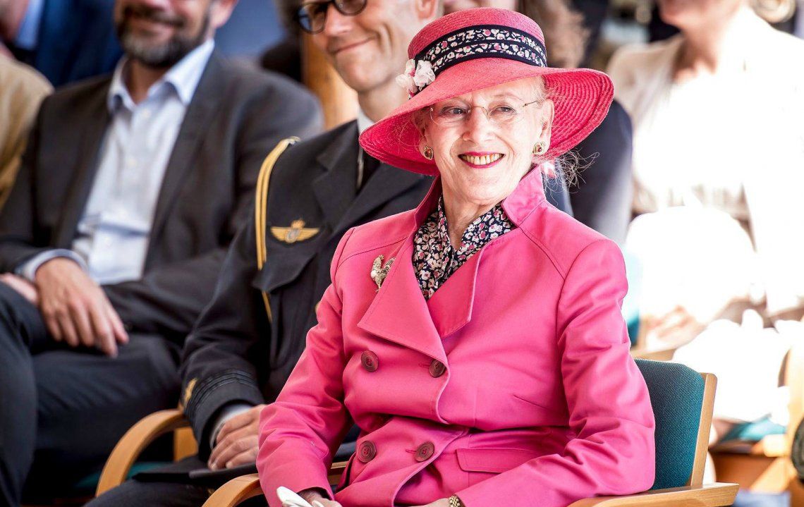 La reina Margarita II de Dinamarca viene al país y se reúne con Macri