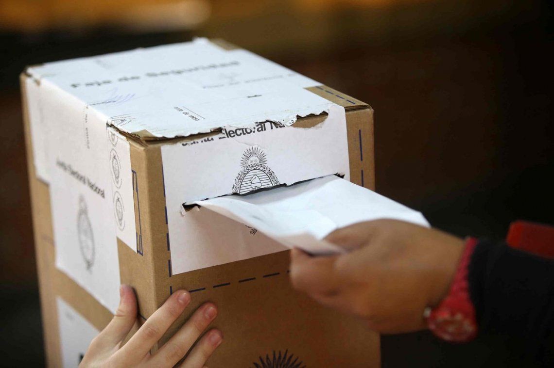 La Justicia declaró inconstitucional el voto por correspondencia desde el exterio