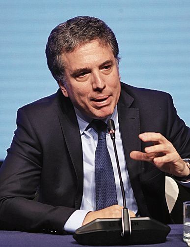 Dujovne defendió la iniciativa oficialista